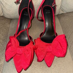 A New Day Red Bow Pointed Heels